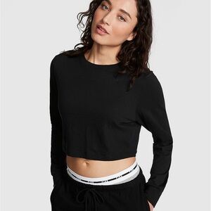 PINK Victoria's Secret Black Long Sleeve Crop Top